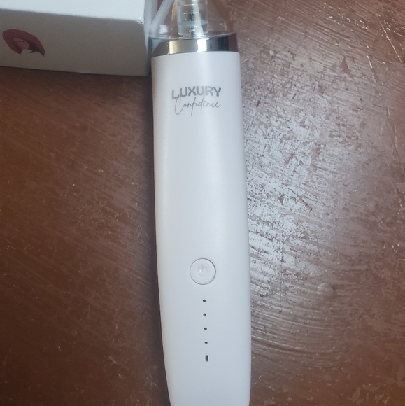 Luxury confidence blackhead suction kit - Picture 5 of 6